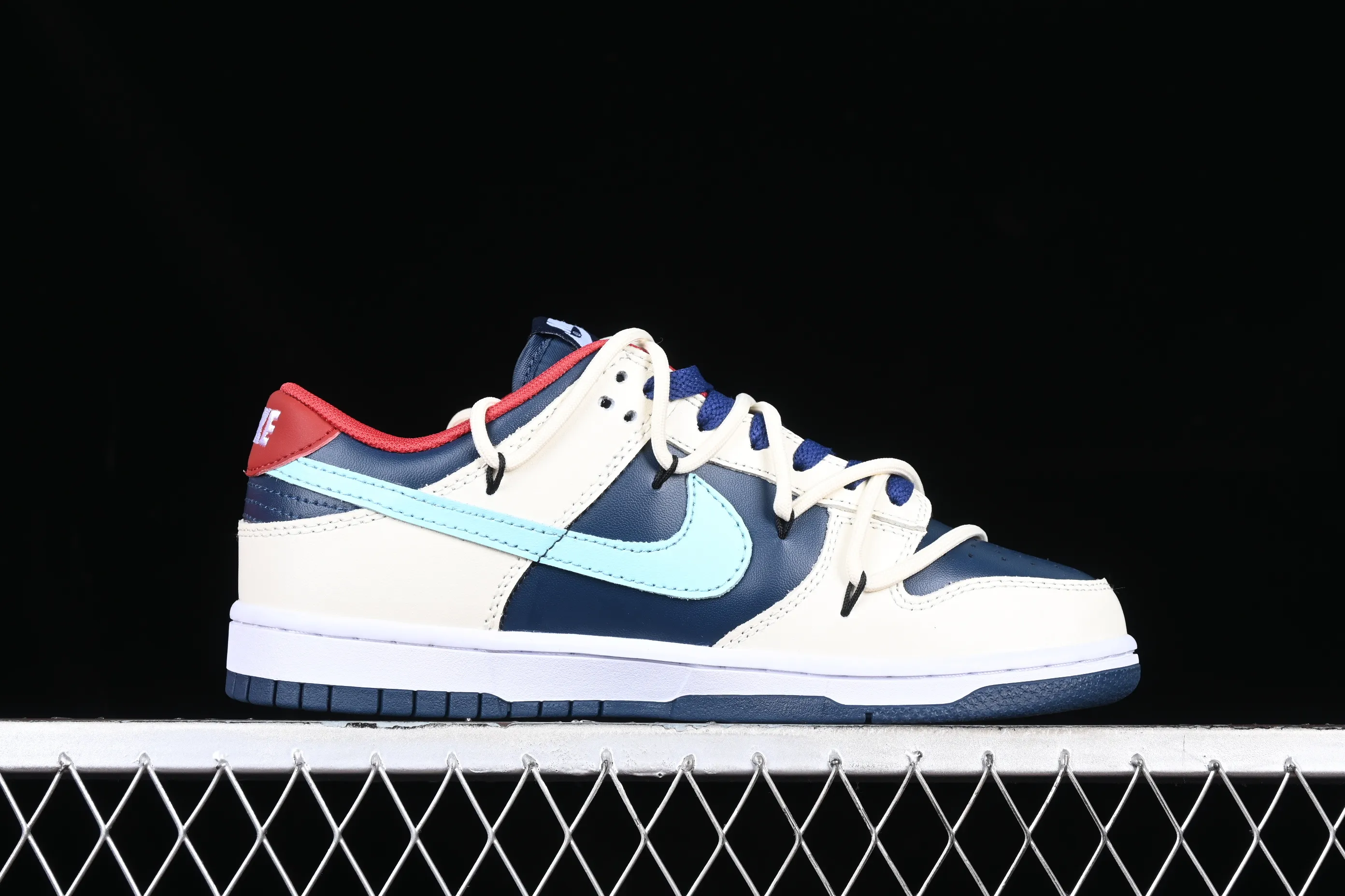 All categories Nk SB Dunk series Nk SB Dunk Low low-top sneakers Nk Dunk Low Retro customized version of deconstructed strappy low-top casual sneakers DD1503-602